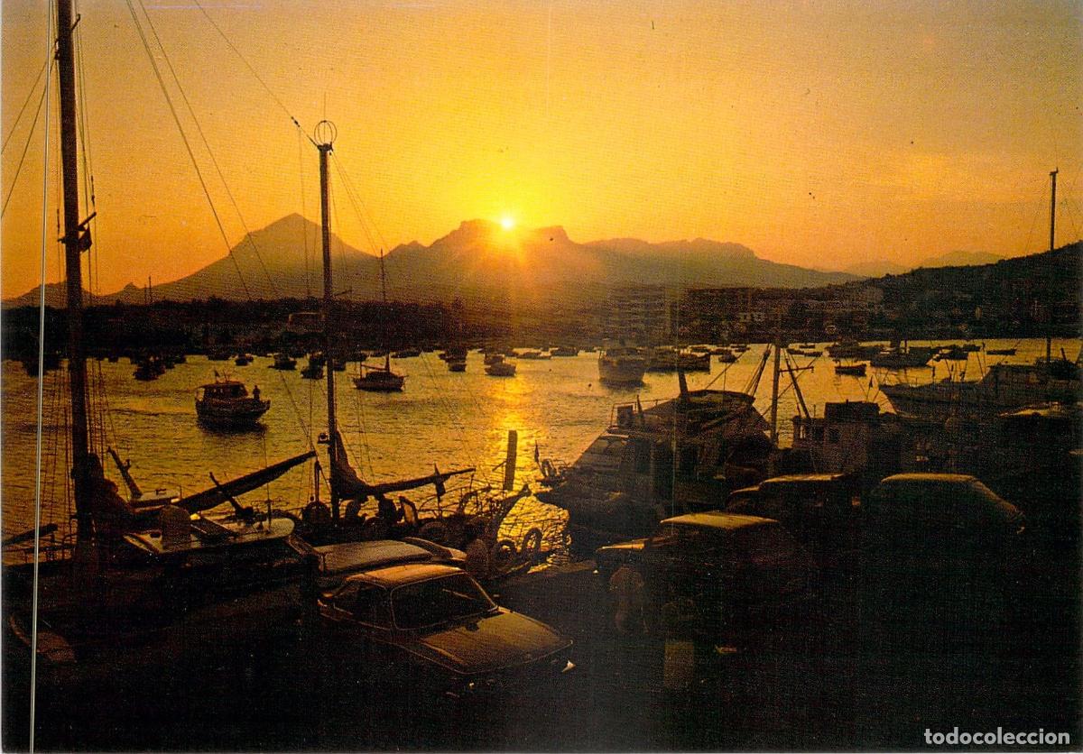Postales: Postal de Denia: Atardecer y Puesta de Sol en el Puerto