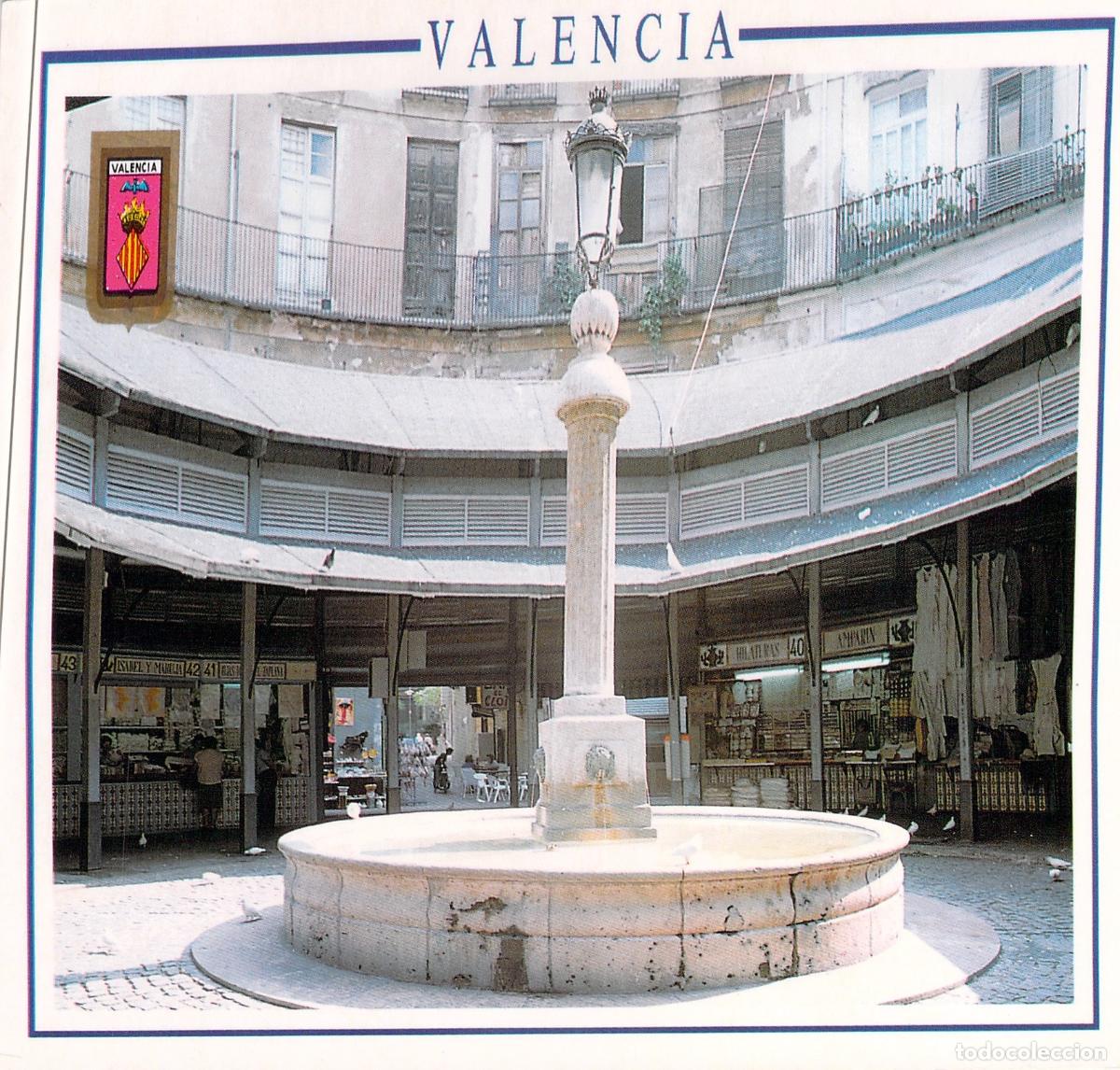Postales: Postal de la Plaza Redonda en Valencia con Fuente Central