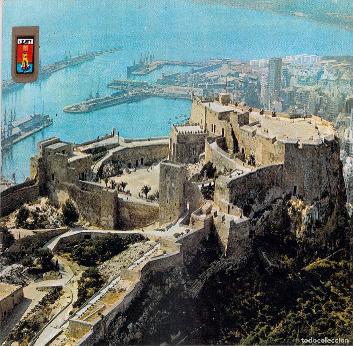 Postales: Postal de Alicante, Vista A&eacute;rea del Castillo de Santa B&aacute;rbara y el Puerto