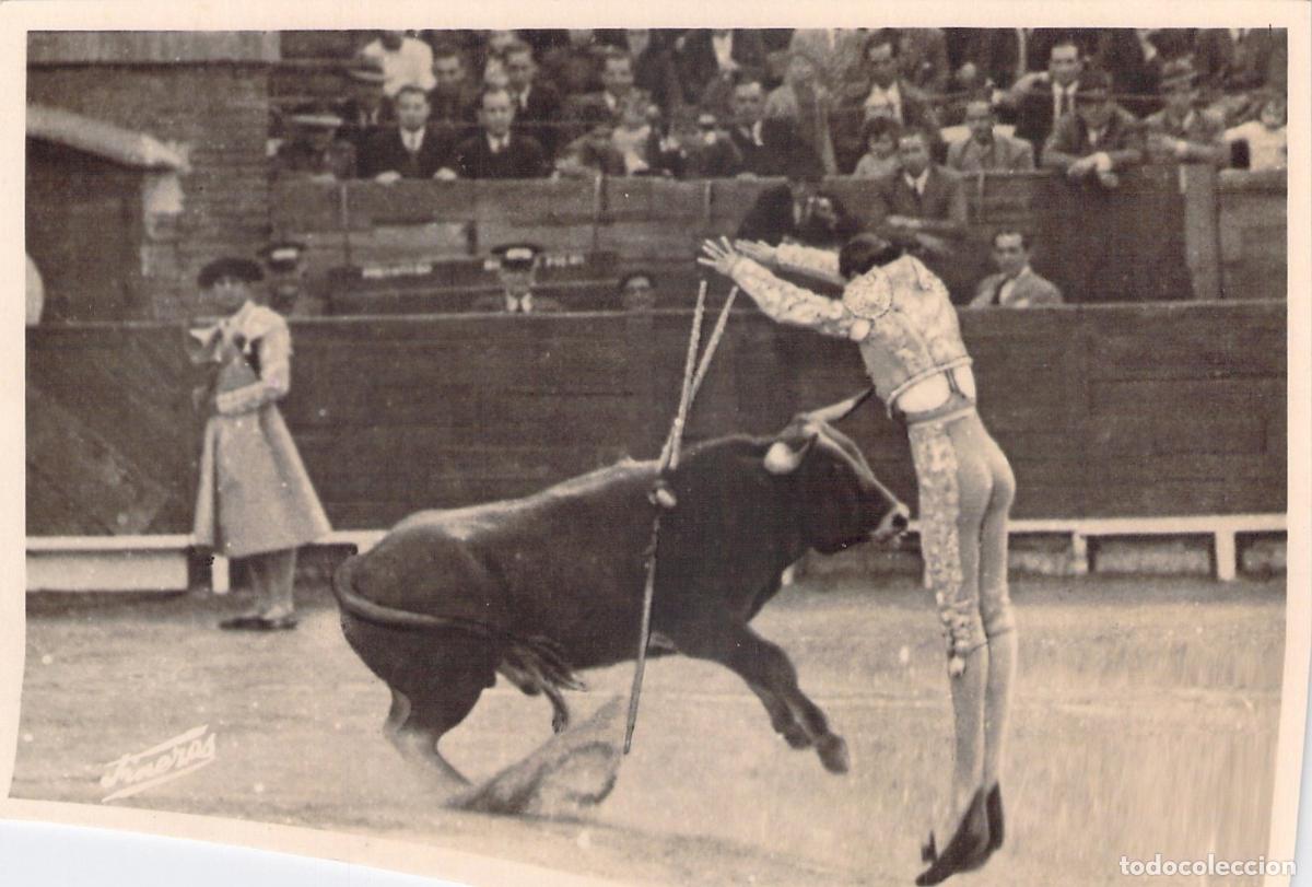 Postales: Postal Corrida de Toros: Un Buen Par de Banderillas, Valencia
