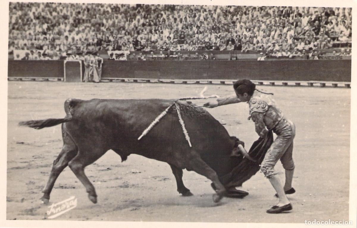 Postales: Postal Corrida de Toros - Escena de una Estocada