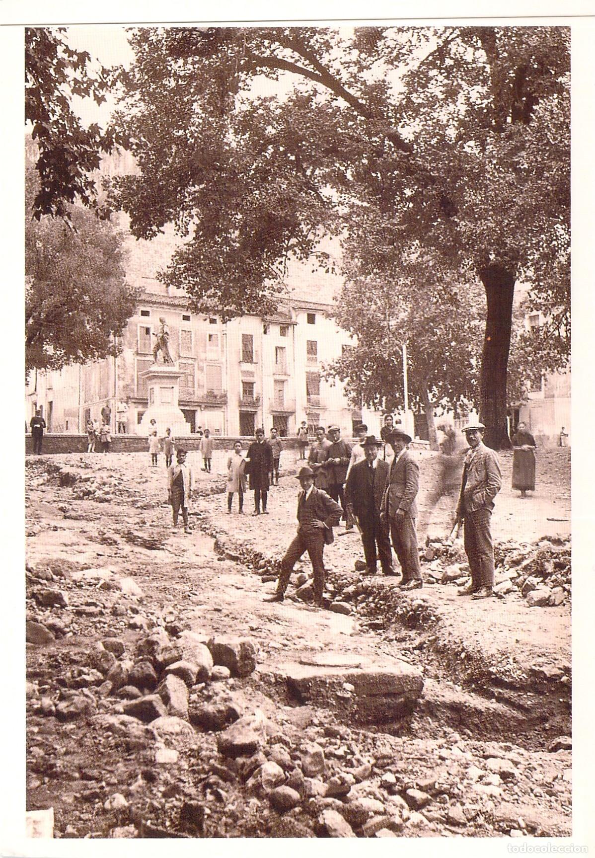 Postales: Postal de la Plaza del Espa&ntilde;oleto en X&agrave;tiva tras el temporal