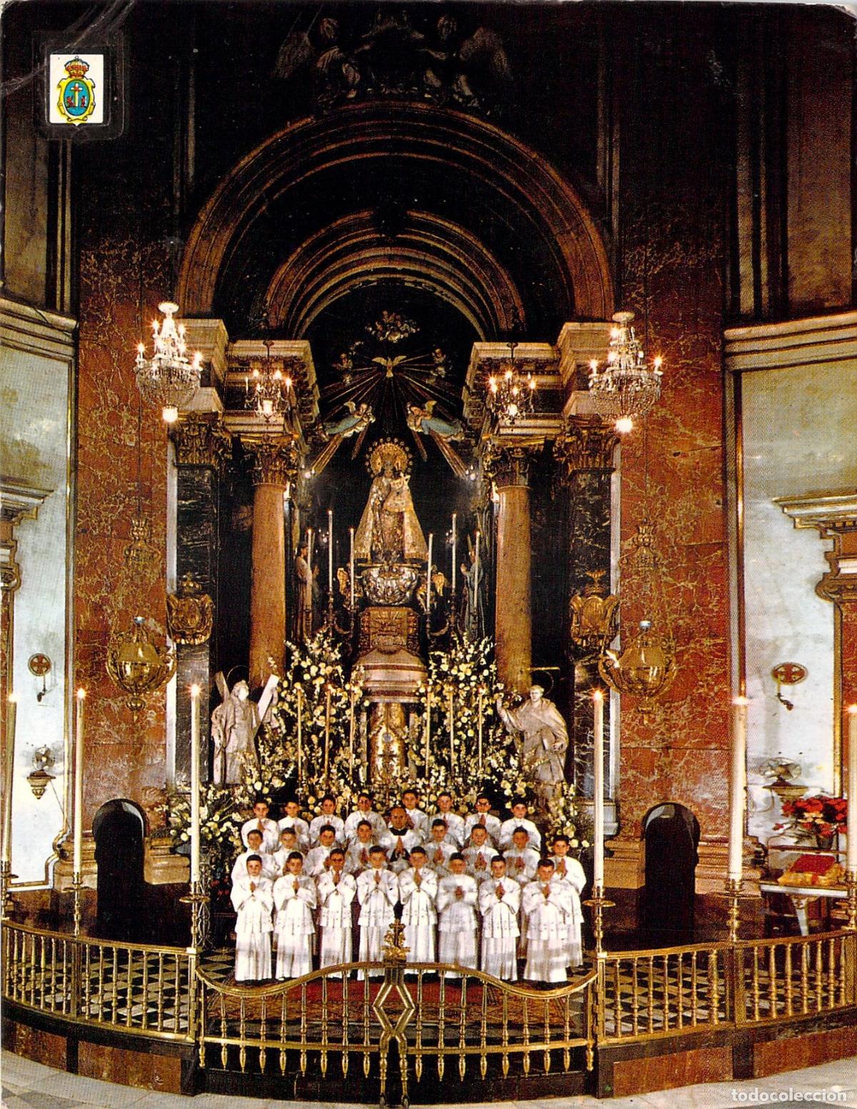 Postales: Postal de la Escolan&iacute;a en la Bas&iacute;lica de la Virgen de los Desamparados, Valencia
