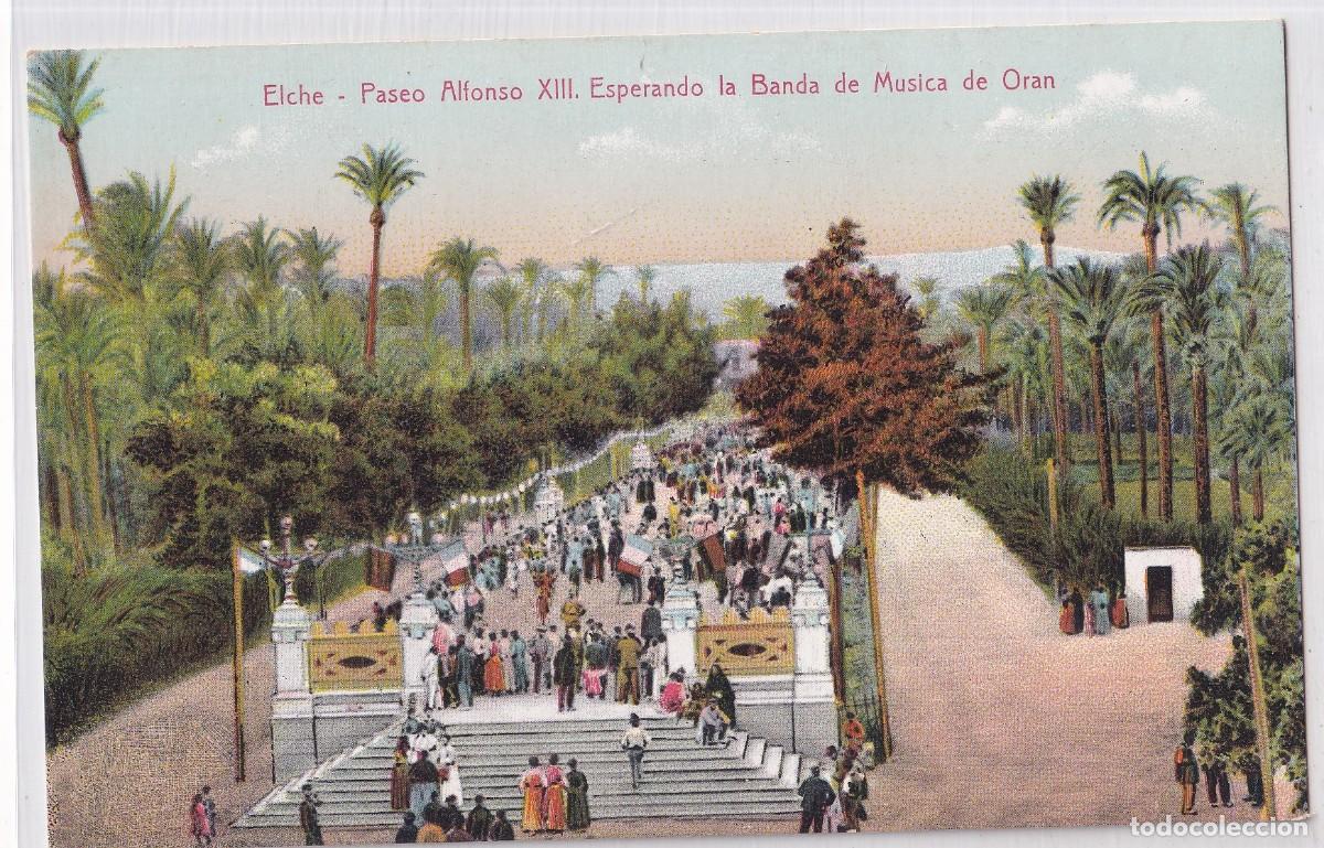 Postales: Elche Paseo Alfonso XIII. Esperando la banda de m&uacute;sica de Oran. Lampister&iacute;a Ant&oacute;n Elche.