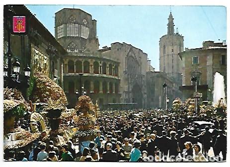 Postales: PLAZA DE LA VIRGEN EN DIA DE FALLAS.- VALENCIA