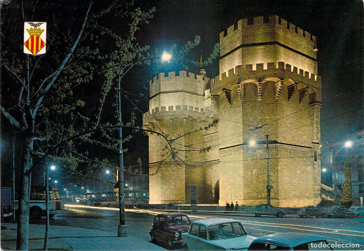 Postales: Postal de las Torres de Serranos Iluminadas en Valencia