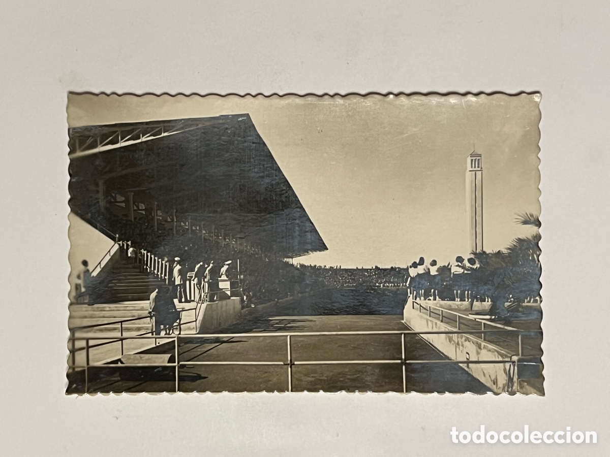 Postales: CASTELL&Oacute;N DE LA PLANA. Postal No.27, Tribuna del Estadio de Castalia. Ed. Garc&iacute;a Garrabella