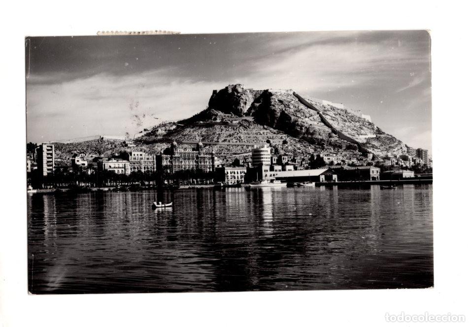Postales: ALICANTE.- PUERTO Y CASTILLO STA. B&Aacute;RBARA.
