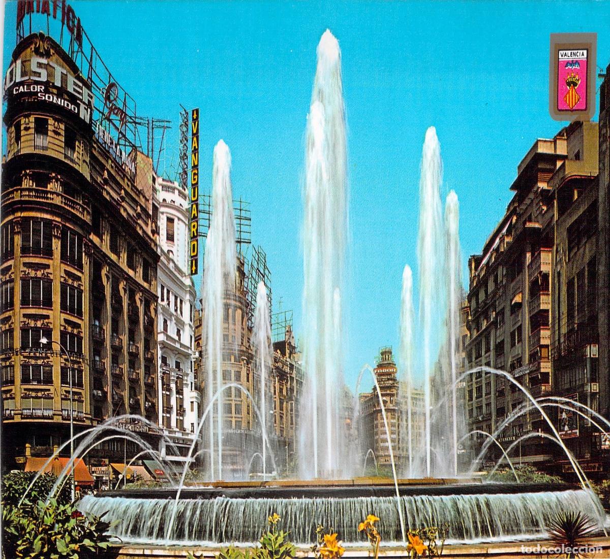 Cartoline: Postal de la Plaza del Ayuntamiento y Fuente en Valencia