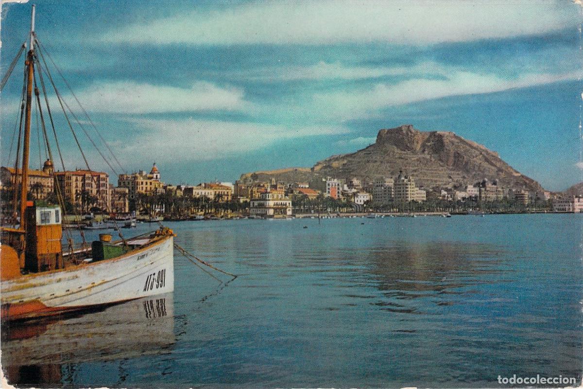 Postales: Postal de Alicante, Vista del Puerto y la Ciudad