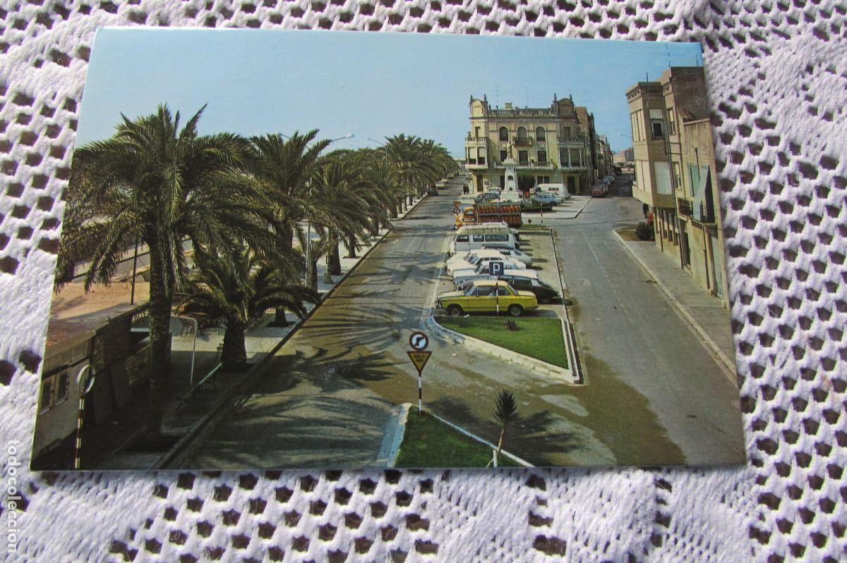 Postales: VINAROZ N&ordm; 1 PASEO GENERALISIMO Y MONUMENTO A COSTA Y BORRAS