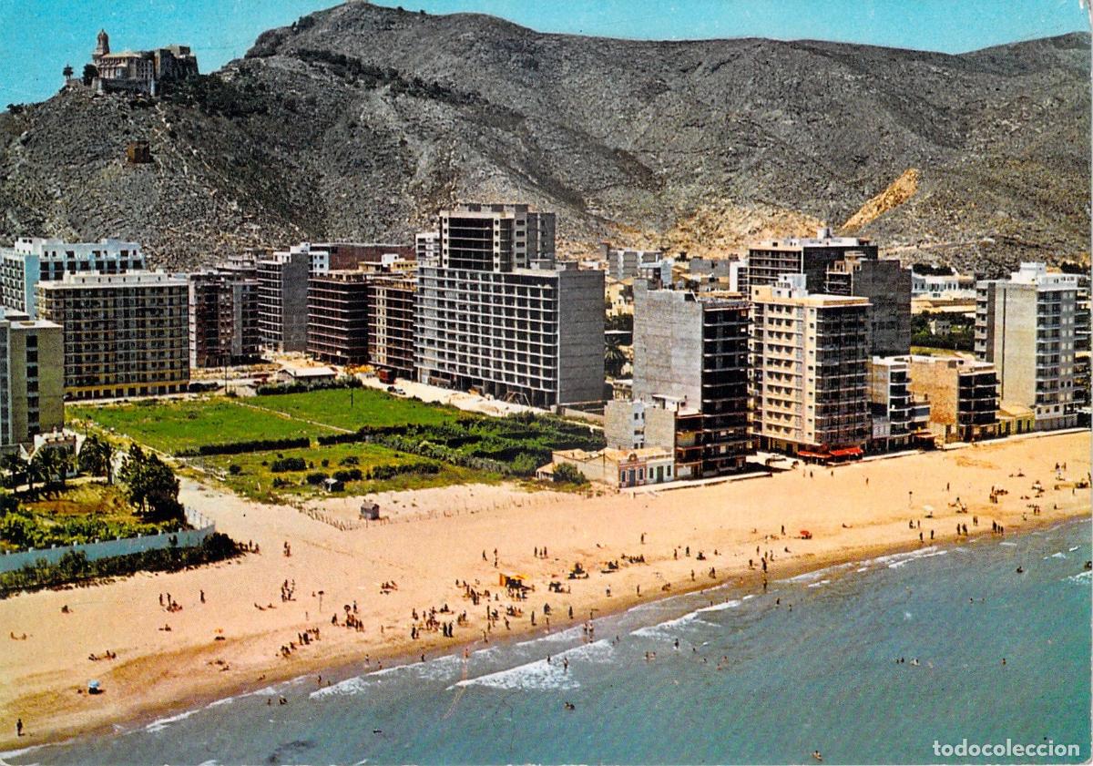 Postales: Postal de la Playa de Cullera con Hoteles y Monta&ntilde;a