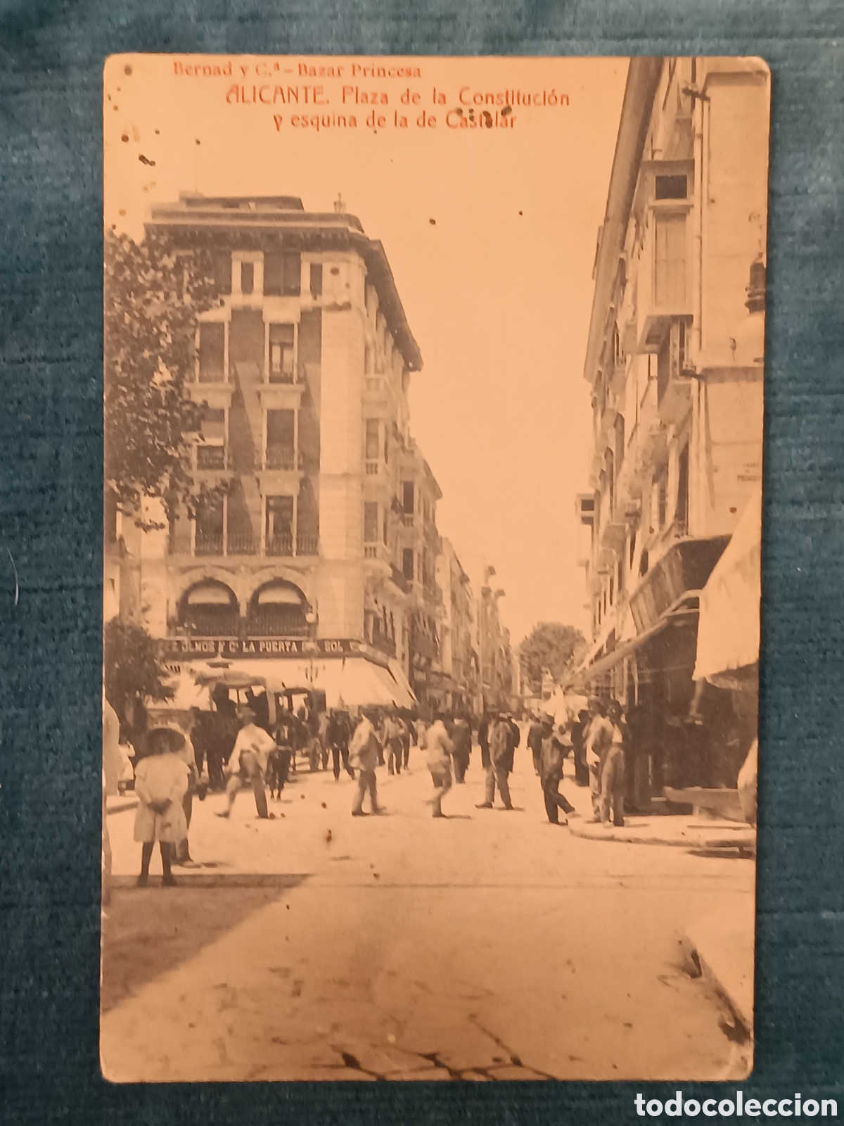 Postales: ALICANTE. Plaza de la Constituci&oacute;n y esquina de la de Castelar. (Alacant)
