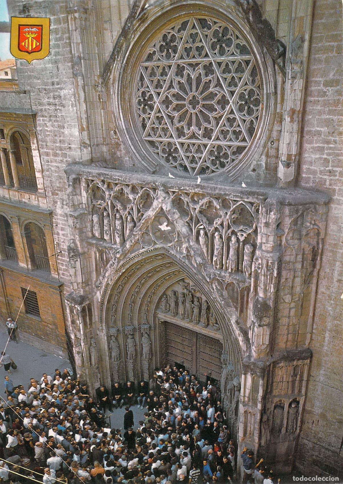Postales: Postal de Valencia: Tribunal de las Aguas en la Puerta de los Ap&oacute;stoles