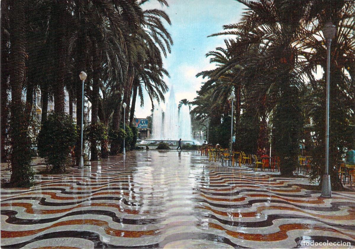 Postales: Postal Explanada de Espa&ntilde;a en Alicante con Palmeras y Mosaico
