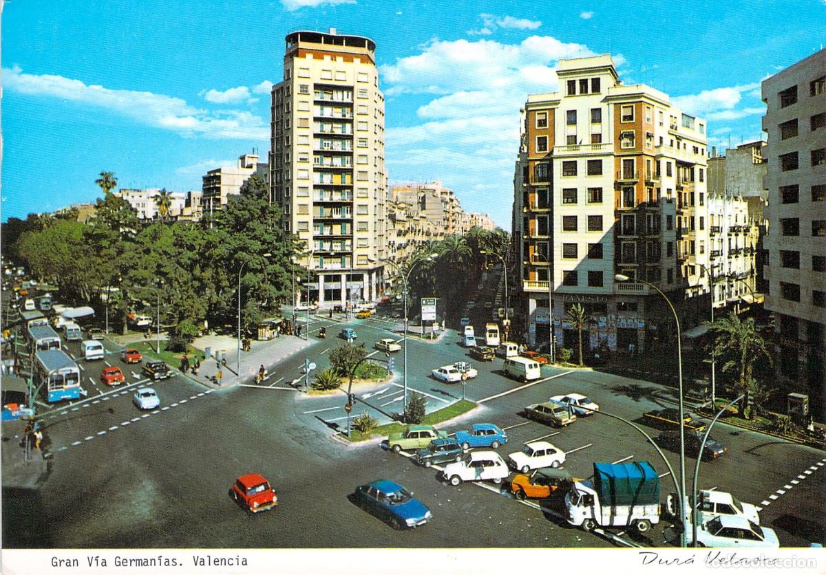 Postales: Postal de Valencia - Gran V&iacute;a German&iacute;as con Tr&aacute;fico y Edificios - Foto 1