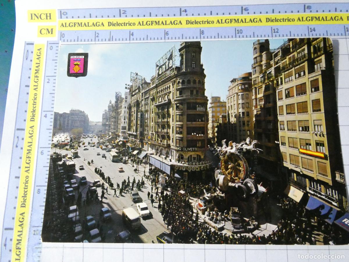 Postales: POSTAL DE VALENCIA. A&Ntilde;O 1966. PLAZA DEL CAUDILLO Y CALLE SAN VICENTE EN FALLAS 1078 ESCUDO ORO. 2479