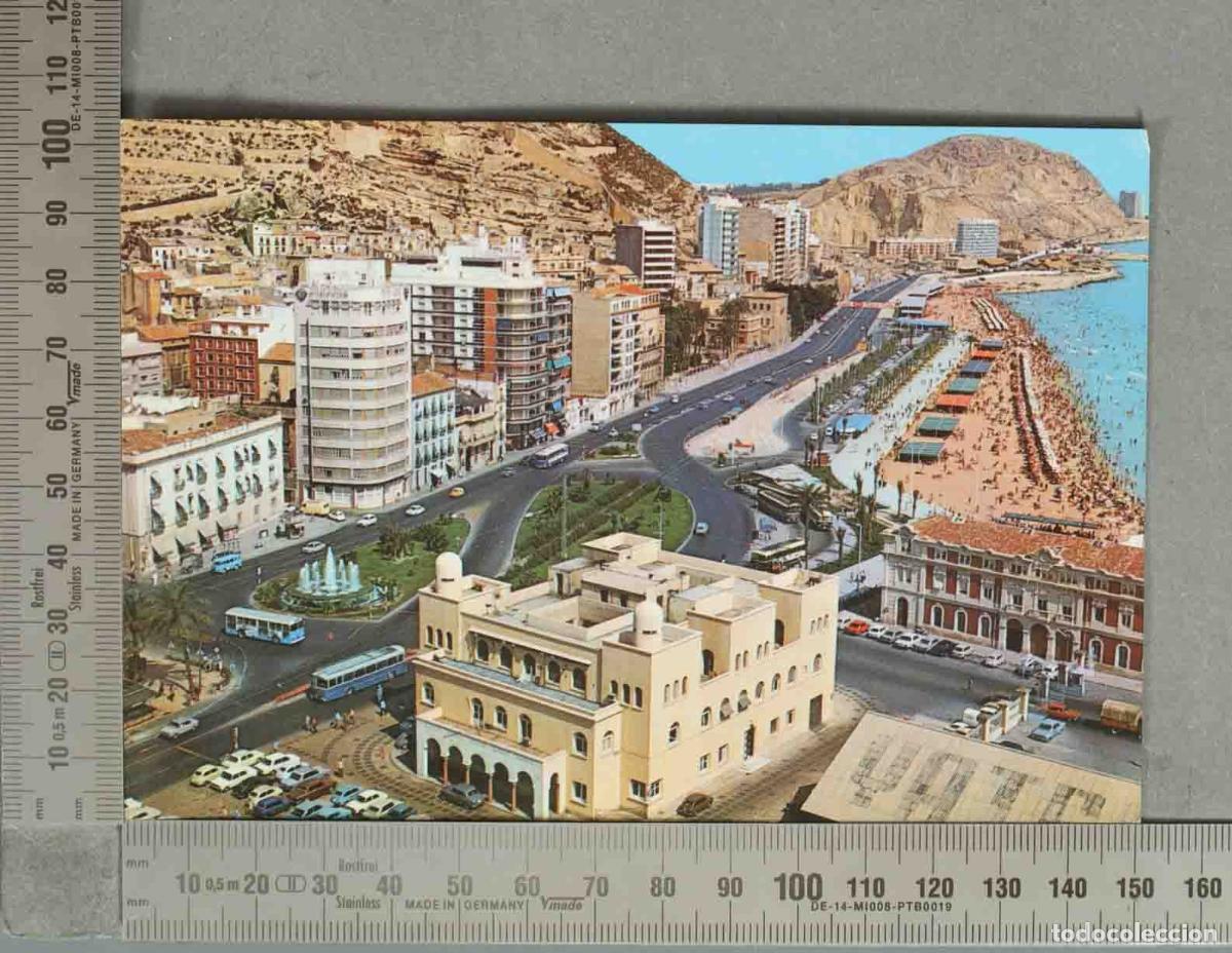 Postkarten: POSTAL. Alicante - Vista a&eacute;rea - Edificio Carbonell - Playa del Postiguet