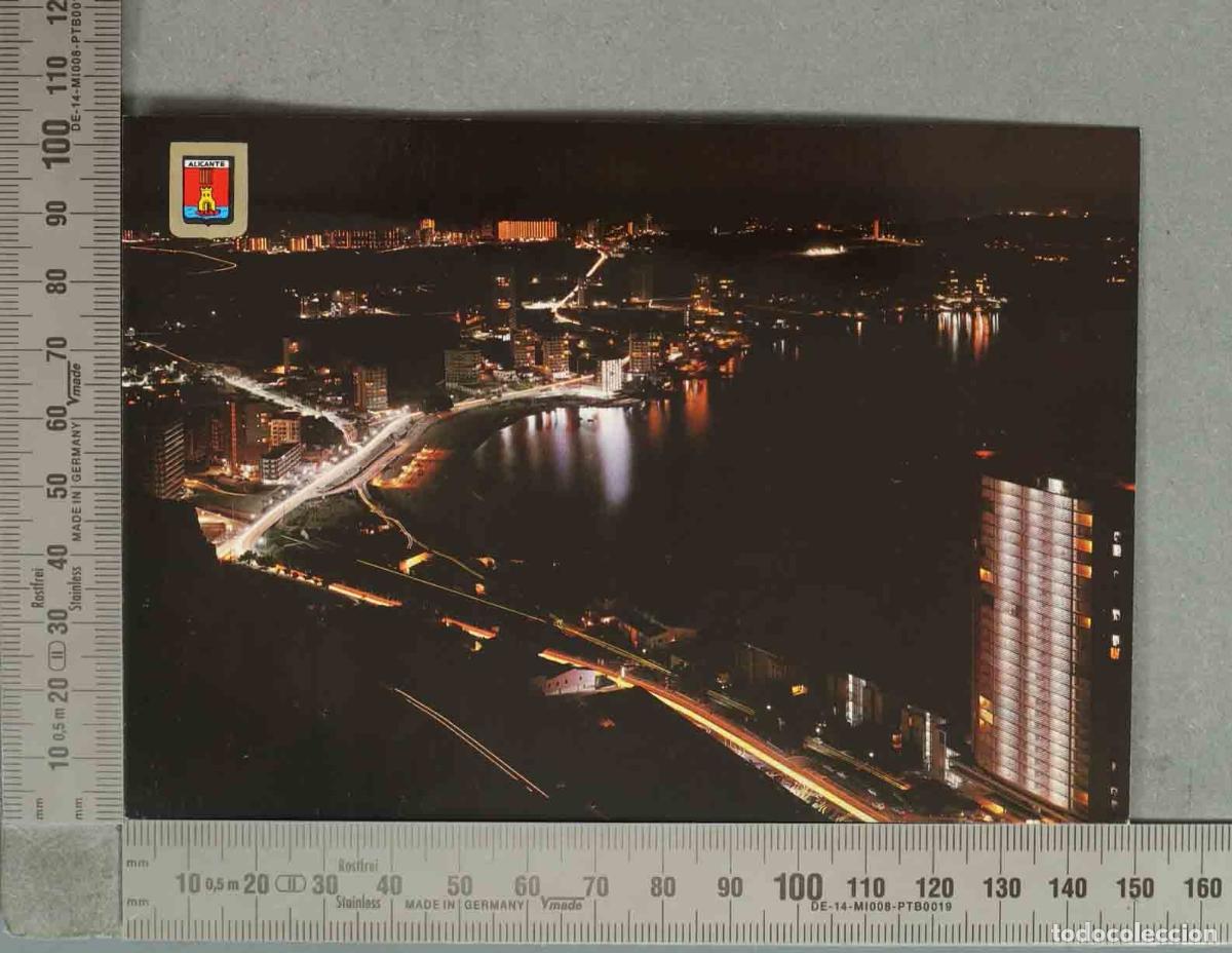 Postkarten: POSTAL. Alicante - Vista nocturna a&eacute;rea - Luces de la ciudad y el mar