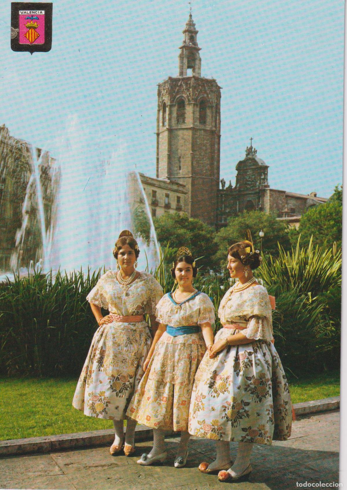 Postales: VALENCIA, VALENCIANAS CON TRAJE REGIONAL Y TORRE DEL MIGUELETE &ndash; ESCUDO DE ORO N&ordm;1116 &ndash; S/C