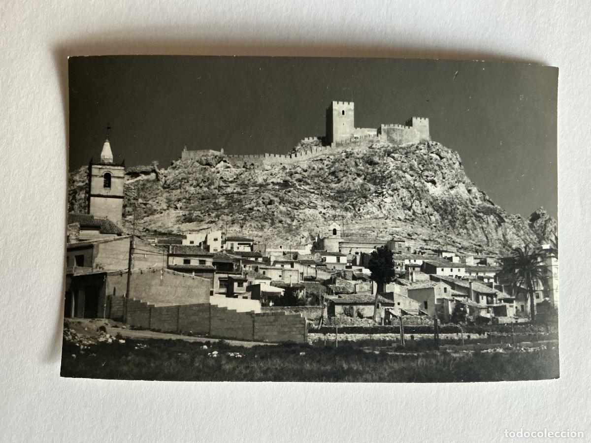 Postais: FOTOGRAF&Iacute;A FORMATO POSTAL VISTA PARCIAL Y CASTILLO DE SAX ALICANTE