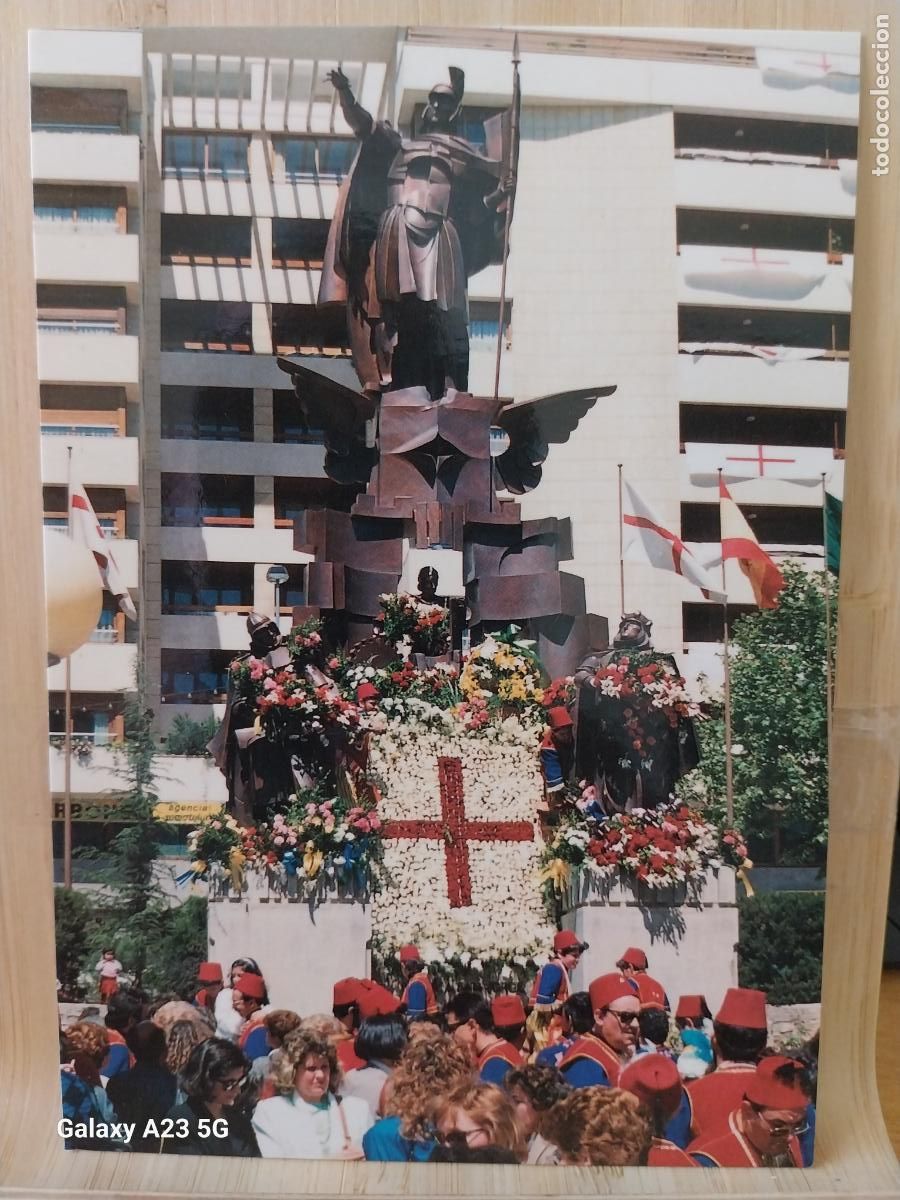 Postales: ALCOY MONUMENTO SAN JORGEMURAL A&Ntilde;O 1997 ED MIR&Oacute; SC ORIGINAL