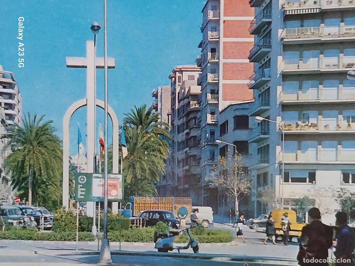 Postales: PLAZA LOS CAIDOS ALICANTE ED RO FOTO 113 ESCRITA ANIMADA COCHES CL&Aacute;SICOS