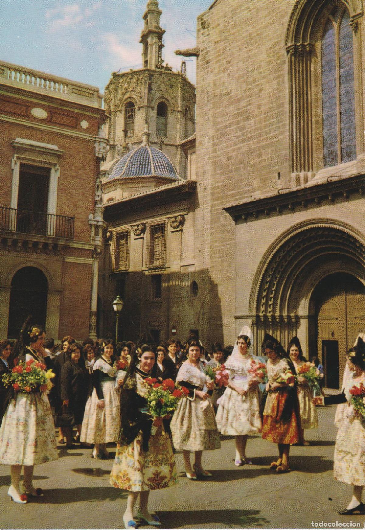 Postales: VALENCIA, CATEDRAL, PUERTA DE LIRIA EN DIA DE FALLAS - ORTIN ROYO N&ordm;23 - S/C