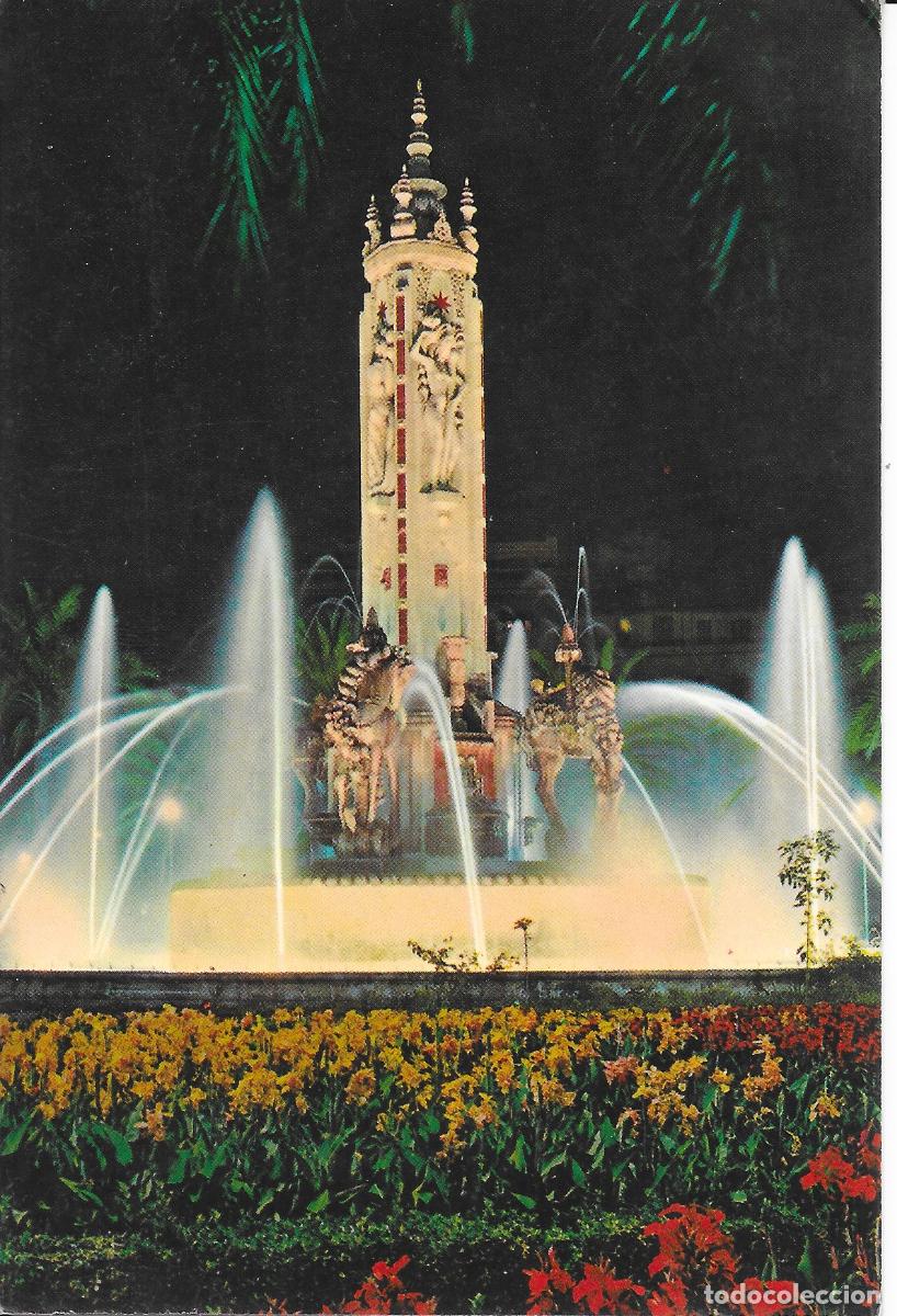 Postkarten: [POSTAL] Plaza de los Luceros. Fuente iluminada. Alicante (circulada)