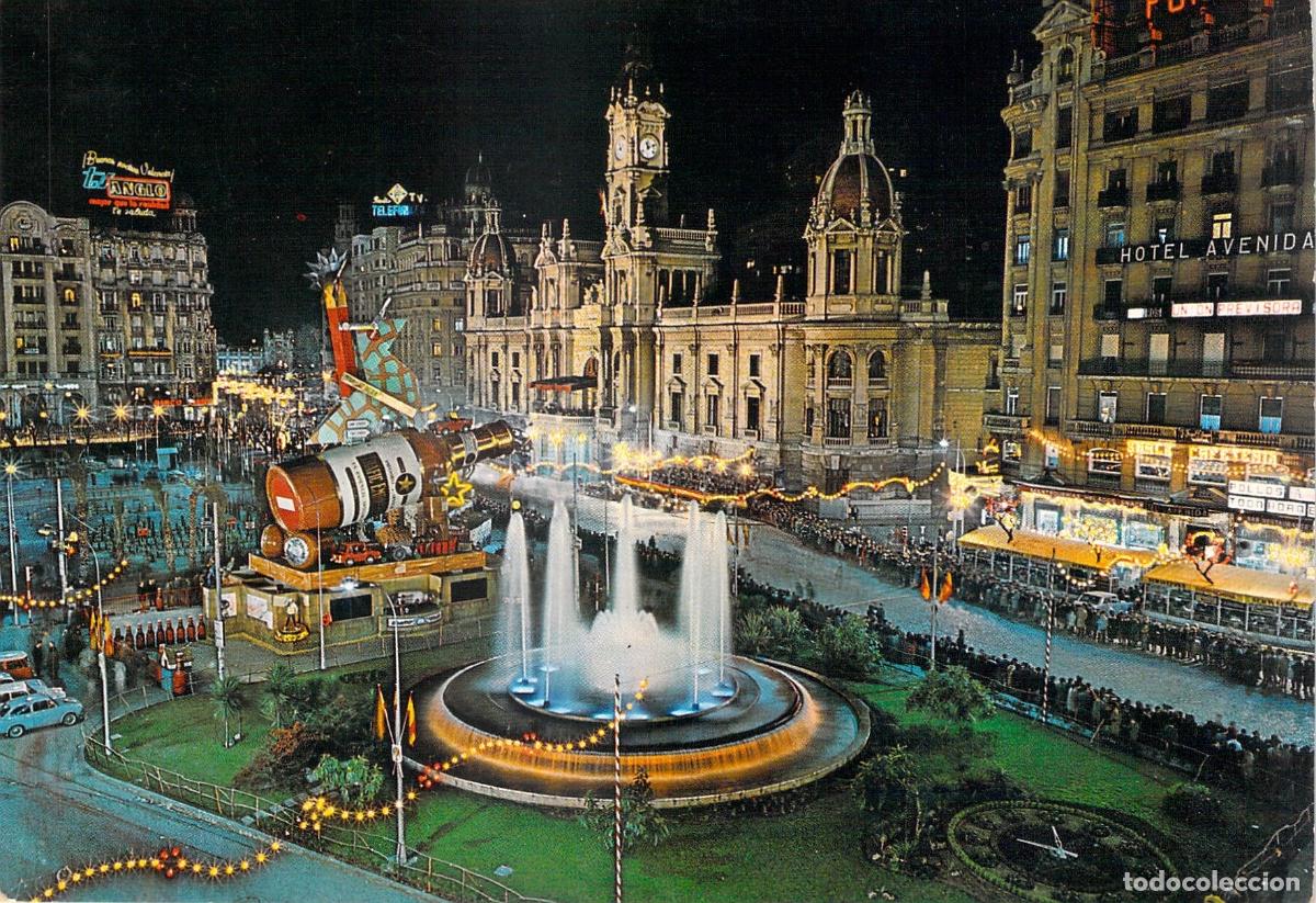 Postales: Postal Valencia Plaza del Caudillo en Fallas Vista Nocturna