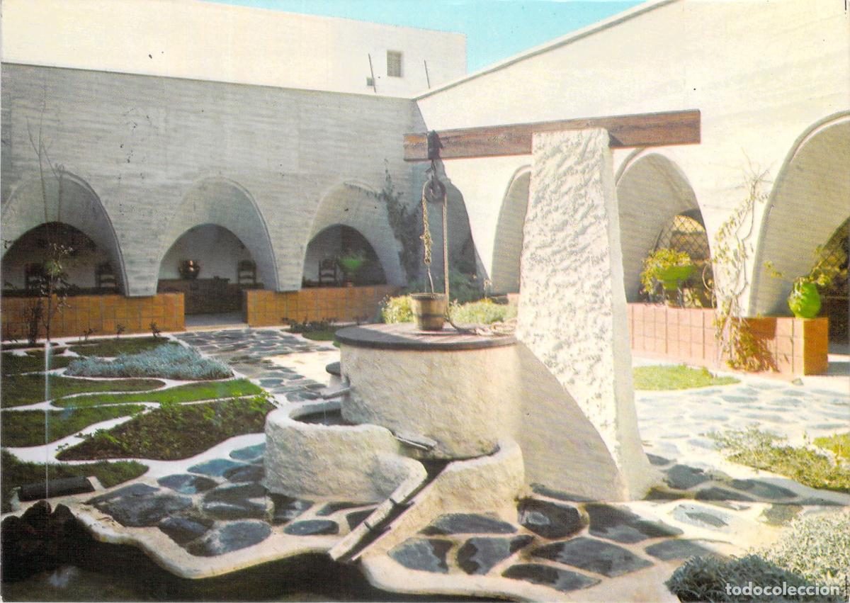 Postales: Postal de La Lloma Patio Interior en Rafelbunyol Valencia