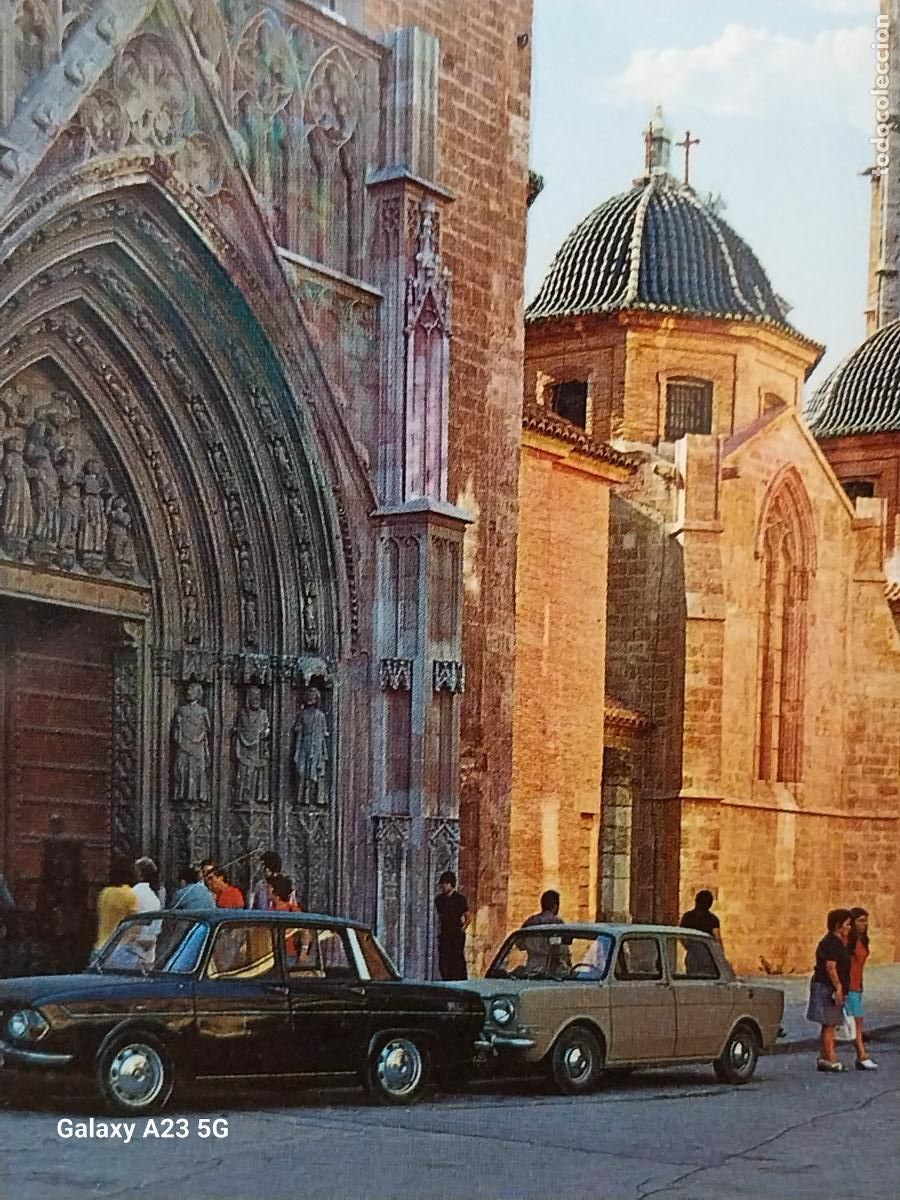 Postales: CATEDRAL Y MIGUELETE VALENCIA ED ARRIBAS 191 ESCRITA 1976 ANIMADA COCHES CL&Aacute;SICOS