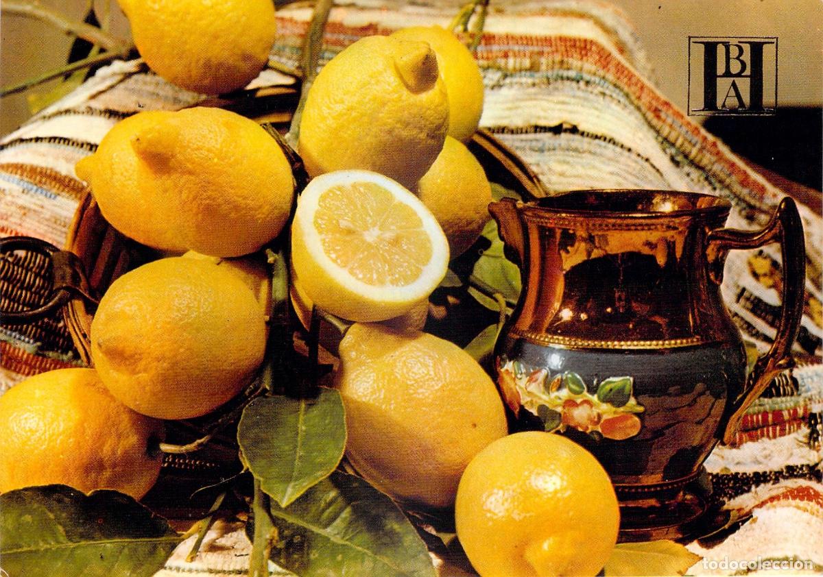 Postales: Postal de bodeg&oacute;n con limones frescos y jarra