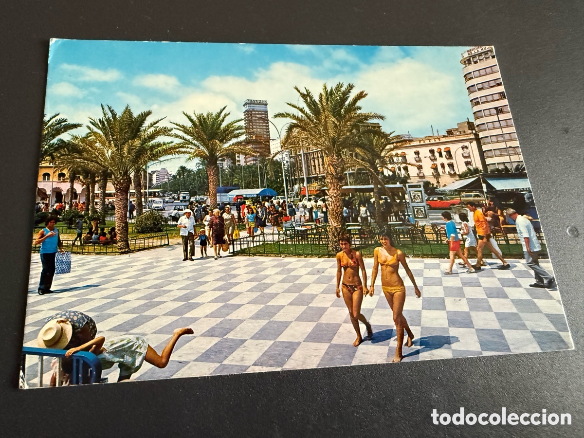 Postales: Postal. ALICANTE. Paseo de Gomis y Puerta del Mar