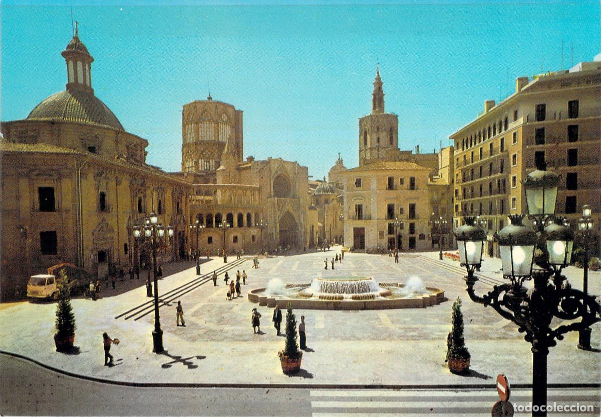 Postales: Postal de la Plaza de la Virgen en Valencia