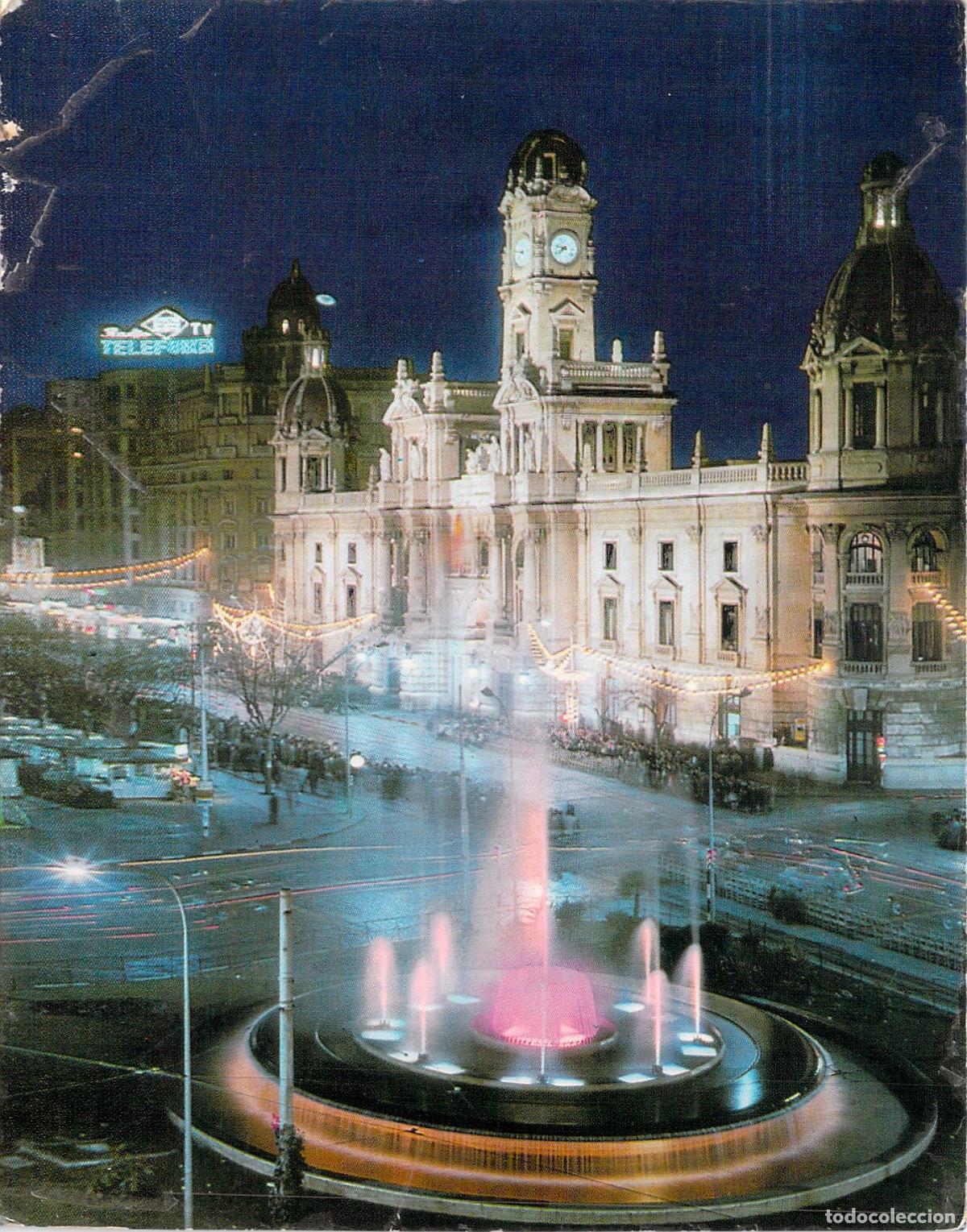 Postales: Postal de Valencia Ayuntamiento y Plaza del Caudillo iluminados