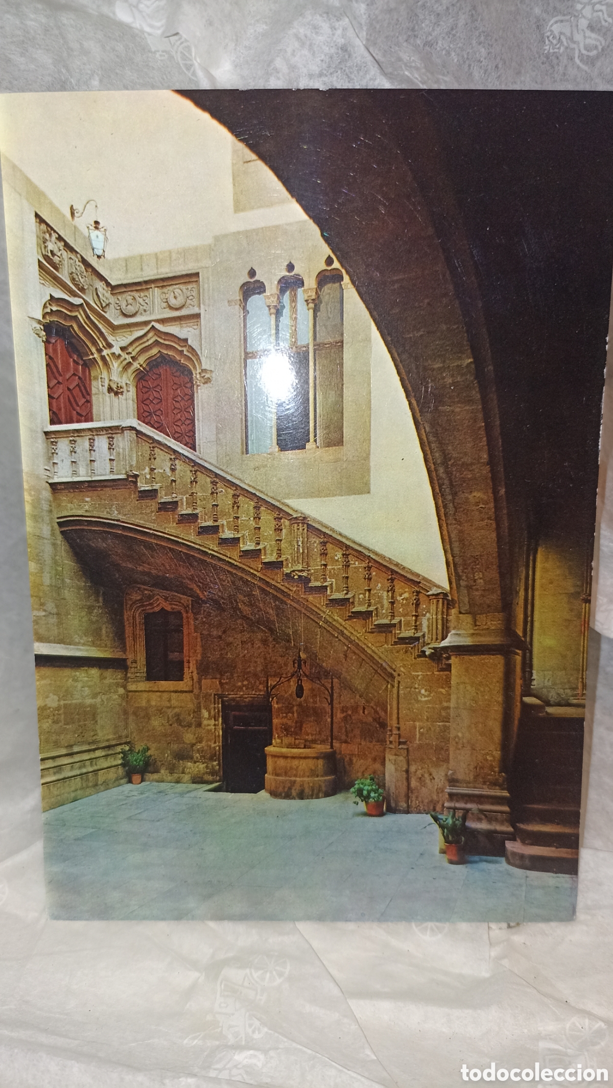 Postales: Palacio de Generalitat de Valencia interior escalera g&oacute;tica ediciones Cris Adam