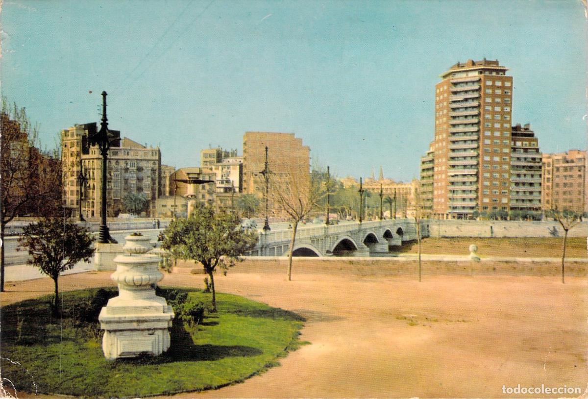Postales: Postal de Valencia Puente sobre el r&iacute;o Turia