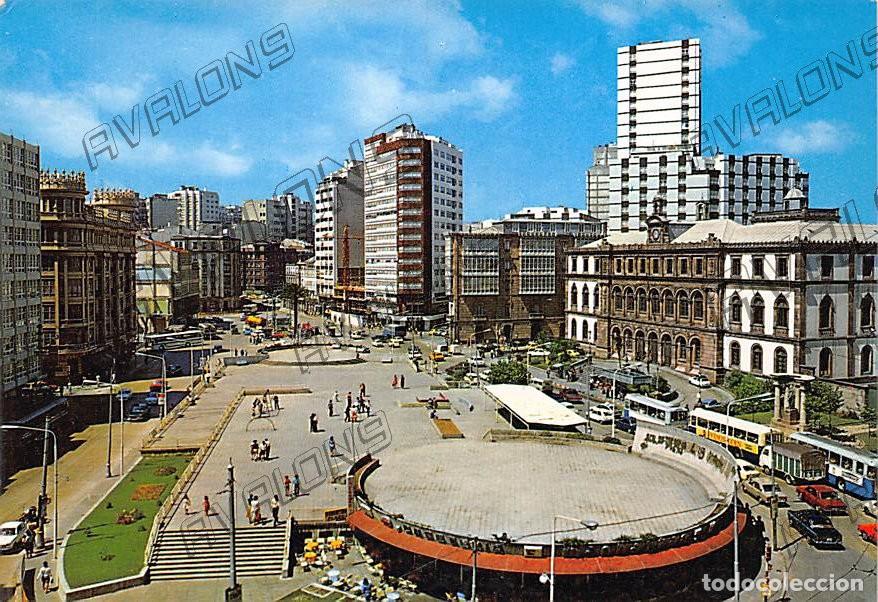 Postales: Plaza de Pontevedra (La Coru&ntilde;a) - Sin Circular - a&ntilde;os 70 - Con coches de la &eacute;poca