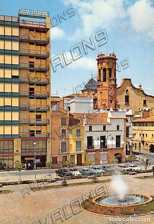 Postales: Pl. General&iacute;simo en Villarreal de los Infantes (Castell&oacute;n) - Circulada con sello - A&ntilde;os 60