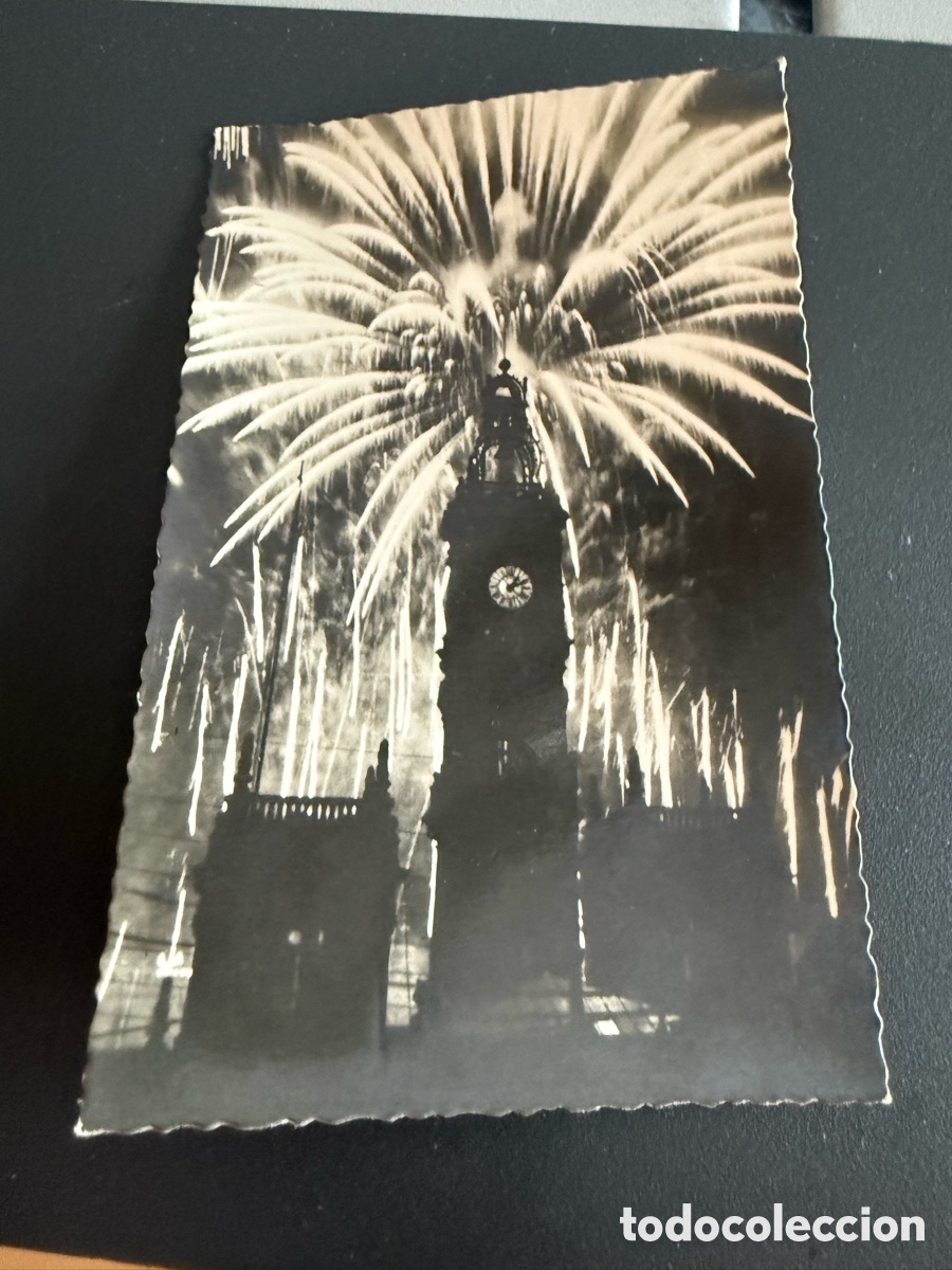 Postales: Postal VALENCIA. Fuegos A&eacute;reos en la plaza del Caudilo
