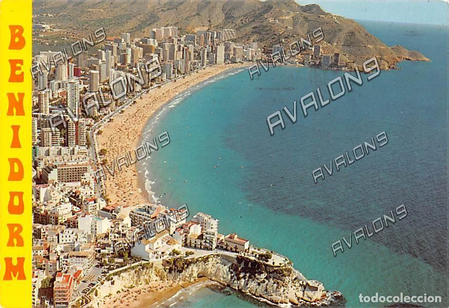 Postales: Vista a&eacute;rea de Benidorm (Alicante) - Circulada con sello - 1978