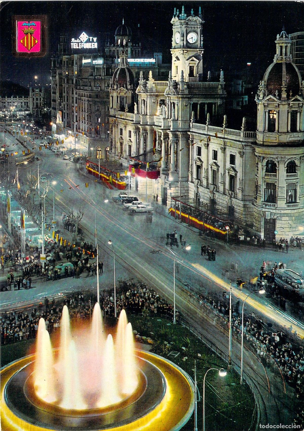Postales: Postal de la Plaza del Caudillo en Valencia Vista Nocturna