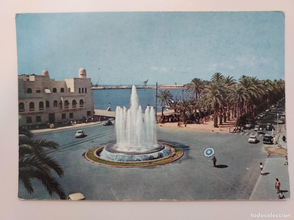 Postales: POSTAL ALICANTE FUENTE LUMINOSA. SIN CIRCULAR. 1961. POLICIA MUNICIPAL TRAFICO CON SOMBRILLA