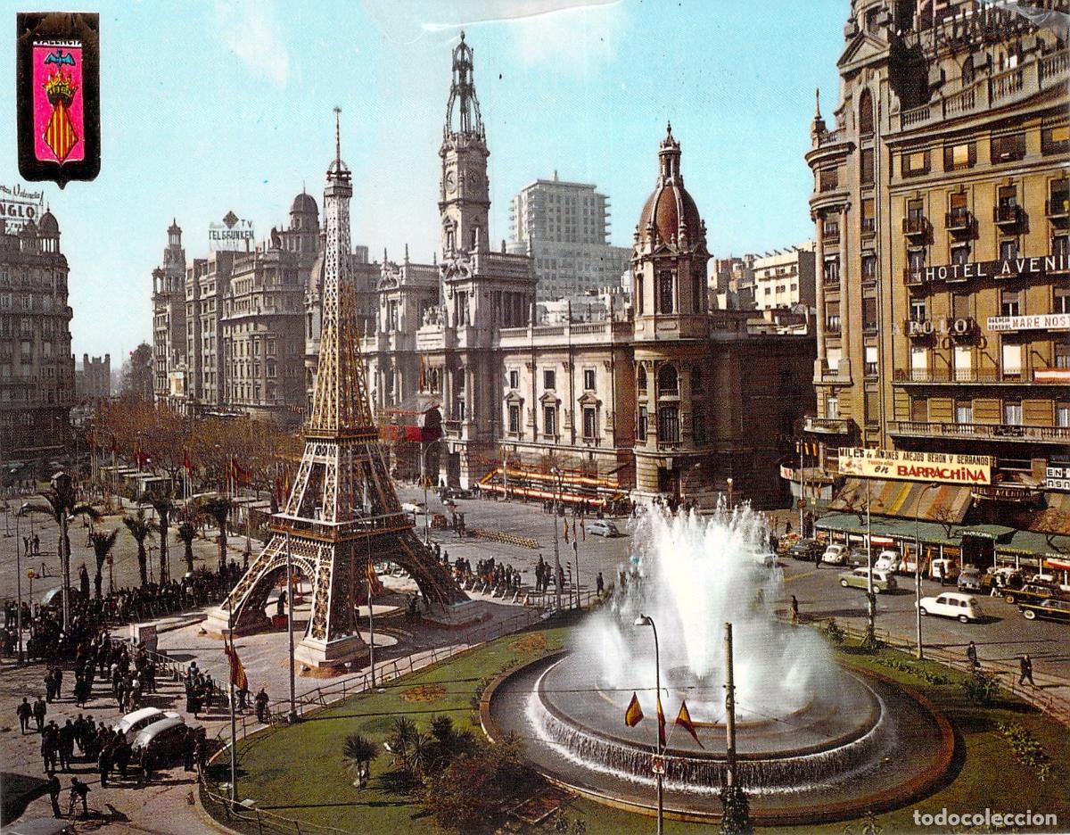 Postales: Postal de Valencia Plaza del Ayuntamiento en Fallas