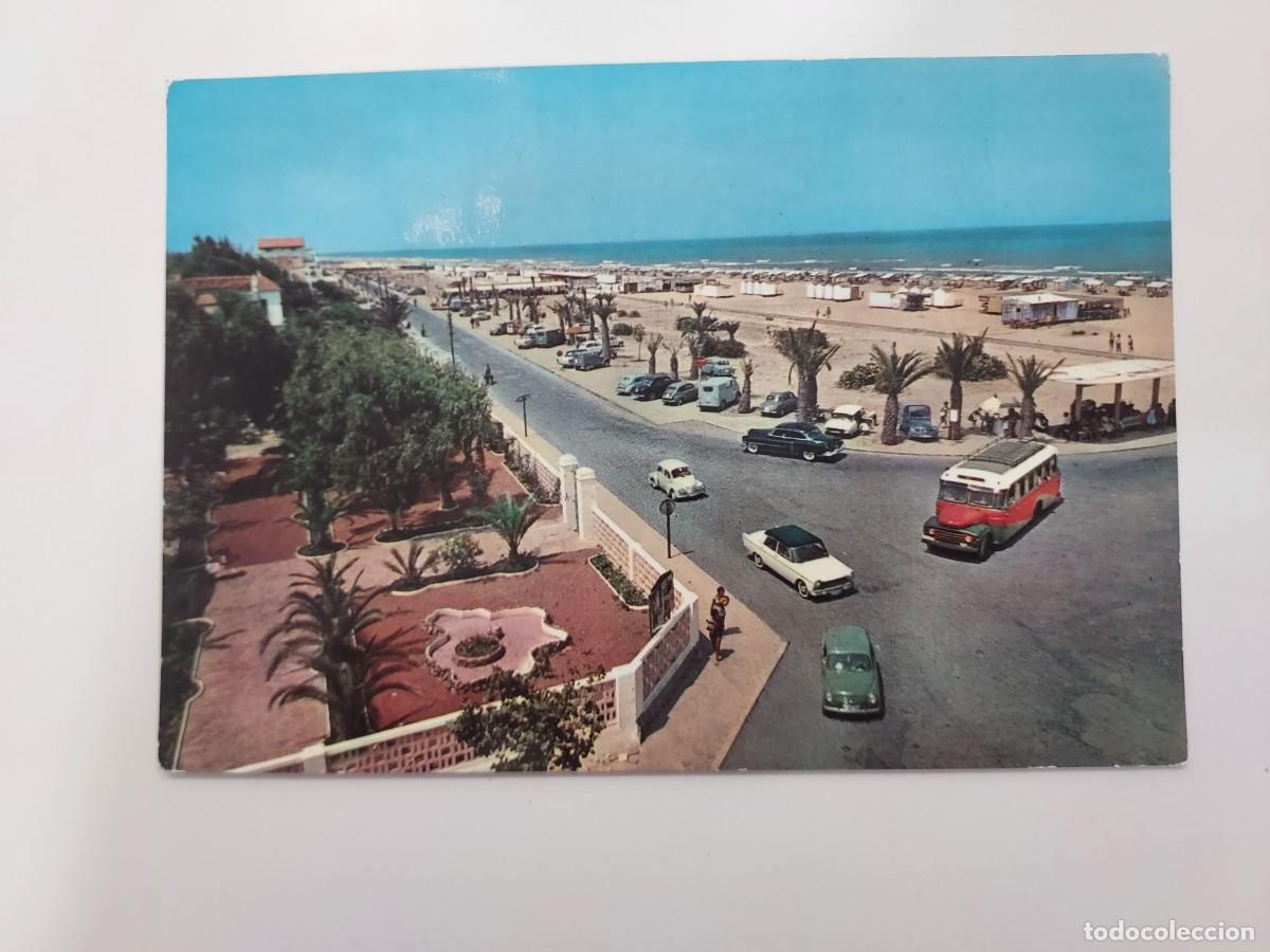Postales: POSTAL GANDIA PASEO NEPTUNO Y PLAYA. 1963. ESCRITA. VALENCIA. MACIAN 7. AUTOBUS AUTOCAR