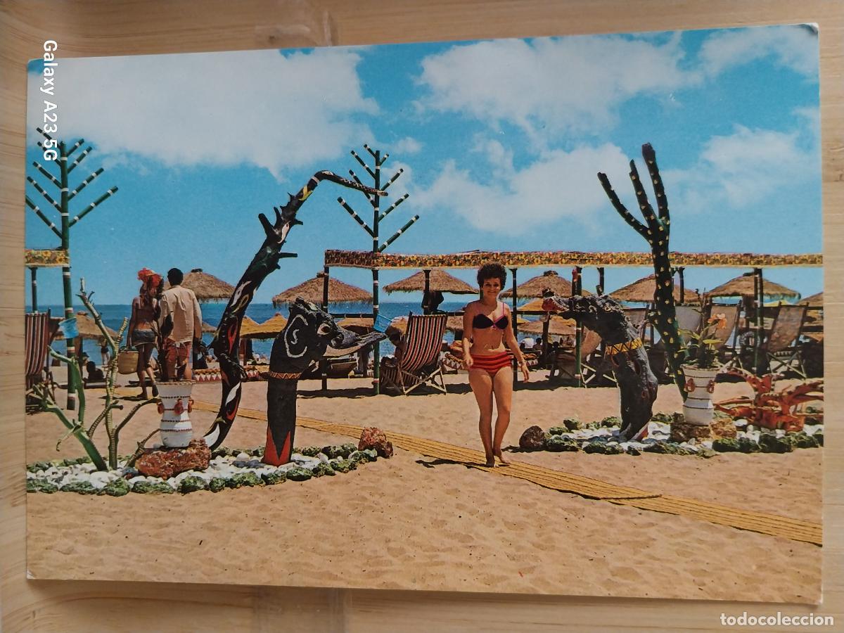 Postales: TORREMOLINOS PLAYA BAJONDILLO ED GARRABELLA 77 ESCRITA 1972 ANIMADA CULTURA POP