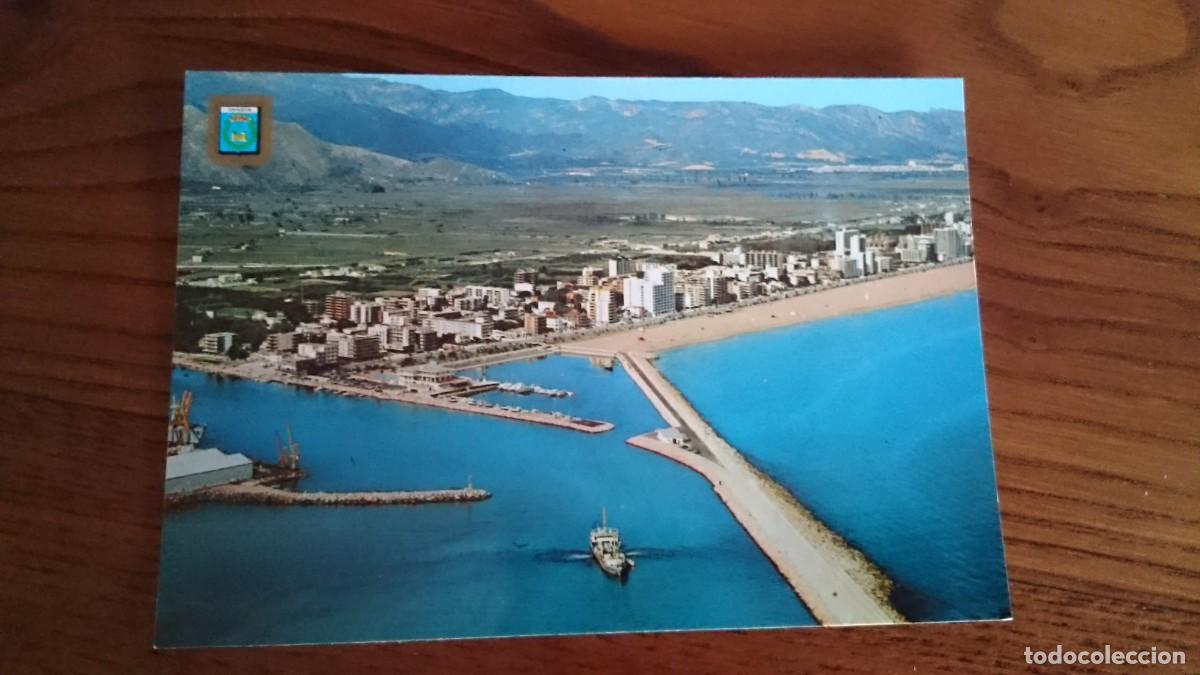 Postales: TARJETA POSTAL GANDIA PUERTO Y PLAYA VISTA AEREA - NO CIRCULADA, ESCRITA