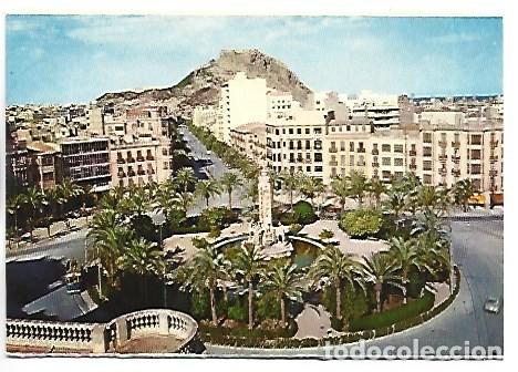 Postales: PLAZA DE LOS LUCEROS Y AVDA. DE ALFONSO EL SABIO.- ALICANTE