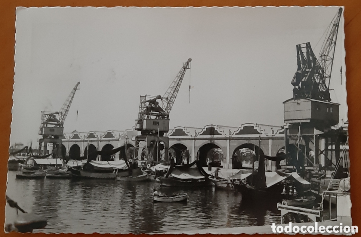 Cartes Postales: Postal Castell&oacute;n de la Plana. Puerto. Vista parcial Harbour. Escrita y circulada. R10353